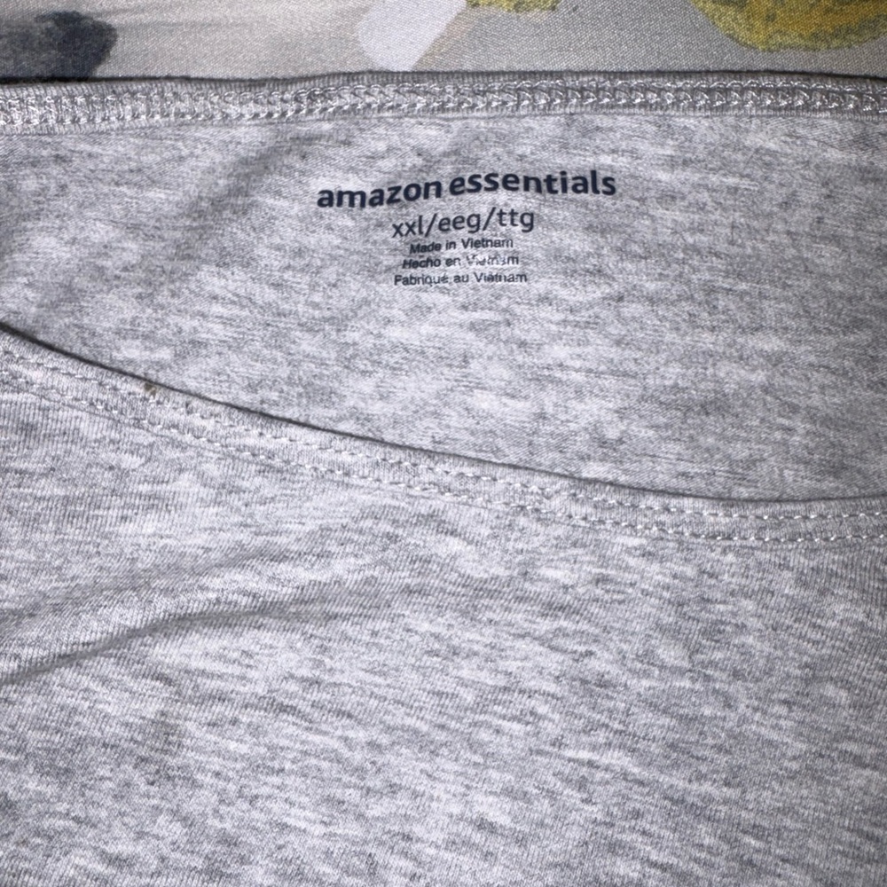 Amazon Essentials Charcoal T-Shirt XXL